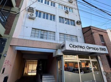 Departamento de 1 ambiente, Avellaneda · Monoambiente con Cochera Ideal Oficina - Consultorio 12 de Octubre 124