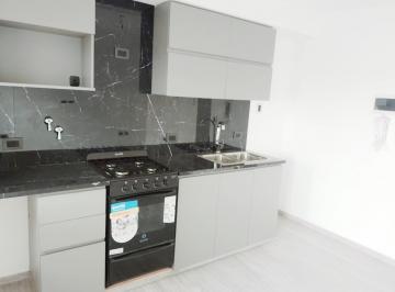 Departamento · 45m² · 2 Ambientes · Semipiso en Alquiler Excelente Ubicacion de Quilmes Oeste