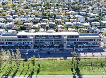 Local comercial · 52m² · 1 Ambiente · 1 Cochera · Local Comercial con Cochera - Paseo de Compras - Hudson - Zona Sur - Berazategui