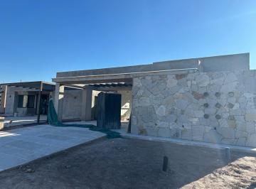 Casa de 3 ambientes, Luján de Cuyo · Casa Estrenar, Lar de Terrada, Una Planta, 2 Dorm, 2 Baños, Jardín, Bicochera