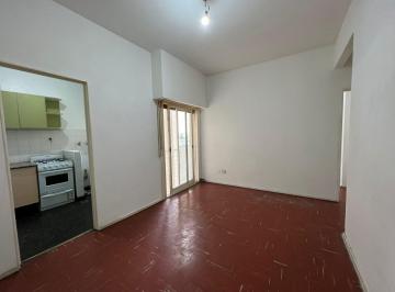 Departamento · 31m² · 2 Ambientes · Departamento de 2 Ambientes Lateral en Monte Castro