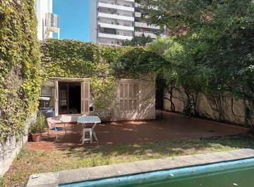 Casa · 178m² · 6 Ambientes · 1 Cochera · Casa en Venta de 3 Dorm. con 2 Baños Mas Pileta y Cochera - Echesortu