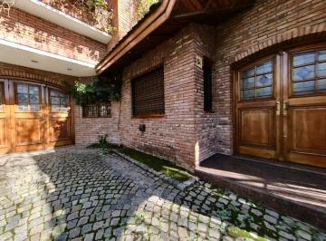 Casa · 505m² · 7 Ambientes · 4 Cocheras · Casa en Lomas de Zamora Oeste