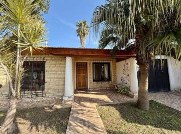 Casa · 204m² · 4 Ambientes · 2 Cocheras · Venta Casa Ituzaingo Norte 4 Amb Lote 300 m²