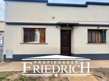 Casa · 100m² · 4 Ambientes · Casa en Venta - Sarmiento 1167 - Gral Rodriguez
