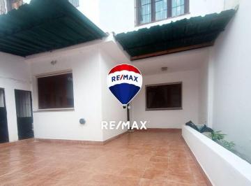 PH · 51m² · 2 Ambientes · Departamento PH 1 Dormitorio Alquiler V° Las Rosas