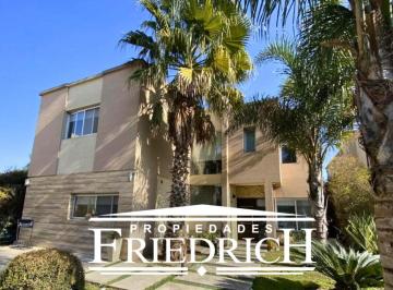 Casa · 250m² · 5 Ambientes · 5 Cocheras · Casa en Venta - Haras Maria Victoria