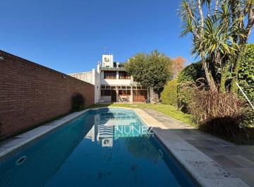 ANC-ANC-1380_2 · Venta Casa 5 Ambientes en Bernal, Quilmes