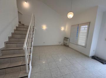Casa · 79m² · 3 Ambientes · 1 Cochera · Casa en Barrio Huiliches - un Dormitorio - Apta Crédito