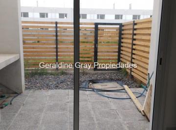 PH de 3 ambientes, General Fernández Oro · Dúplex de 2 Dorm. en Complejo Terra de Oro, Fernández Oro.