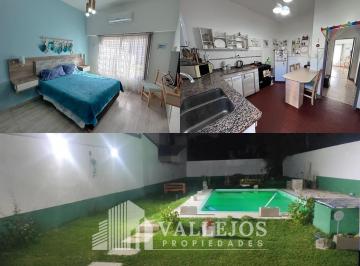Casa · 90m² · 4 Ambientes · 2 Cocheras · Casa 4 Ambientes C/ Pileta - Alquiler Monte Grande