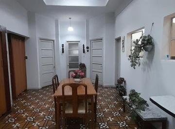 PH · 189m² · 5 Ambientes · PH en Tablada