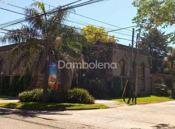 Local comercial · 568m² · 1 Cochera · Local en Venta o Permuta Ubicado en Moreno, Moreno