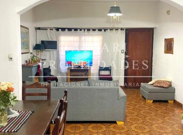Casa de 5 ambientes, Morón · Venta Casa en Lote Propio 5 Ambientes El Palomar Toma Propiedad en Parte de Pago