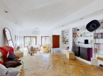 Casa · 225m² · 5 Ambientes · 1 Cochera · Venta Casa 5 Amb Villa Luro Jardin y Cochera