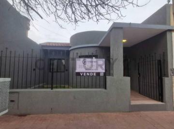 Casa · 62m² · 4 Ambientes · Casa en Venta! 2 Dor. Apta Credito