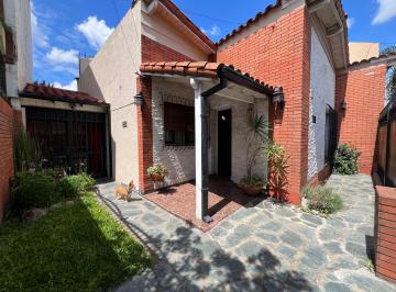 FRENTE · Chalet 5 Ambientes, Villa Sarmiento.