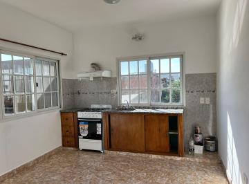 PH de 2 ambientes, Avellaneda · Depto en Planta Alta en Alquiler San Isidro 5328 Wilde