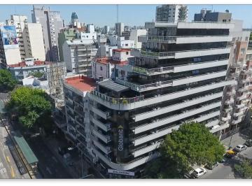 Oficina comercial · 287m² · 1 Cochera · Excelente Piso de Oficinas. con Vista Abierta! Excelente Conectividad.