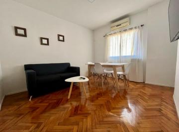 Departamento · 42m² · 3 Ambientes · Depto 3 Amb Frente Al H Italiano, Ideal Estrudiantes o Inversion!