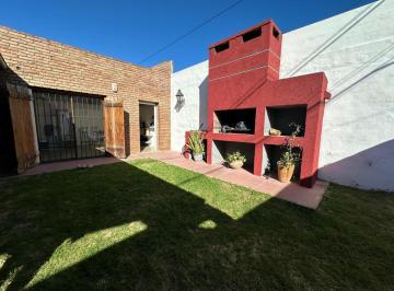 Casa · 135m² · 4 Ambientes · 2 Cocheras · Casa en Barrio Observatorio 3 Dorm