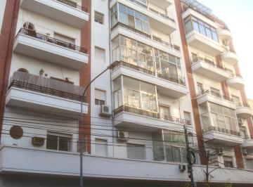 Departamento de 2 ambientes, Congreso · 2 Amb - Frente Balcón - Piso Alto