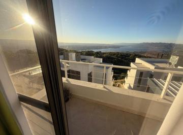 Departamento · 65m² · 3 Ambientes · 1 Cochera · Excelente Dpto 2 Dorm, 2 Baños. Increible Balcon y Cochera.