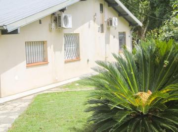 Casa · 240m² · 6 Ambientes · 2 Cocheras · Casa Quinta en Venta en La Mejor Zona de Monte Grande