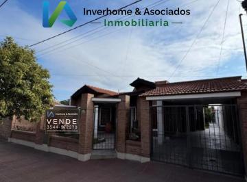 Casa · 163m² · 4 Ambientes · 1 Cochera · Casa a La Venta en Villa Dolores