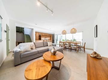Imagen 1 - Casa única en pasillo totalmente reciclada, con terraza, piscina y solarium. Entrega inmediata. - · Casa Única en Pasillo Totalmente Reciclada, con Terraza, Piscina y Solarium. Entrega Inmediata.
