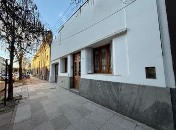 Casa · 246m² · 5 Ambientes · Casa en Lobos