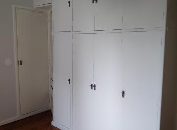 Departamento de 2 ambientes, Recoleta · Amplio Departamento en Recoleta de 2 Ambientes con Muy Buena Luz