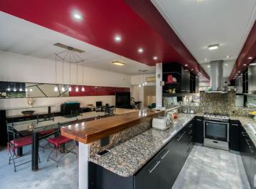 Casa · 104m² · 4 Ambientes · 2 Cocheras · Dúplex en Venta, La Plata 3 Dorm. y Cochera