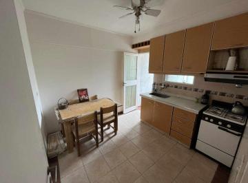 Departamento · 67m² · 4 Ambientes · Venta Depto 4 Ambientes Reciclado Hurlingham Tesei
