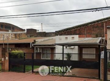 Casa · 216m² · 4 Ambientes · 1 Cochera · Cf1252 - Casa Apta Crédito en Venta - Av Uruguay y Mariano Moreno