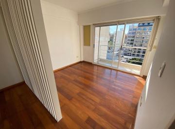 Departamento · 39m² · 1 Ambiente · Venta Monoambiente Divisible Balcon Flores