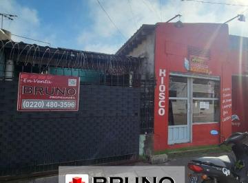 Casa de 4 ambientes, Merlo · Casa en Venta, Mariano Acosta