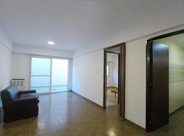 Departamento de 2 ambientes, Mar del Plata · 2 Ambientes Contrafrente con Patio Impecable