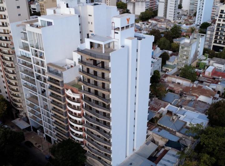 Desarrollo vertical · Torre Melek