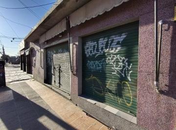 Local comercial , Almirante Brown · Local en Alquiler S/calle Goyena