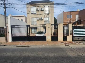 Departamento · 40m² · Depto. 2 Amb. en Excelente Estado con Patio
