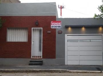 Casa de 7 ambientes, Córdoba · Oportunidad Única: 2 Casas Independientes - Ideal Renta o Vivienda Doble