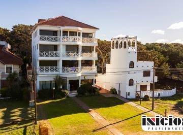 Departamento de 3 ambientes, Costa del Este · Departamento Ideal en Costa del Este - C968