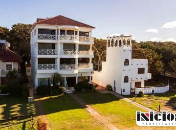 Departamento de 3 ambientes, Costa del Este · Departamento Ideal en Costa del Este - C968