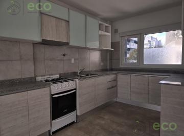 Departamento · 107m² · 6 Ambientes · 1 Cochera · Departamento en Cipolletti