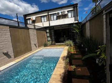 PH · 140m² · 5 Ambientes · 1 Cochera · PH en Venta Posadas, B° Yvyra Pyta