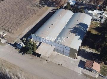 Bodega-Galpón · 2400m² · Galpón en Alquiler | Fernández Oro
