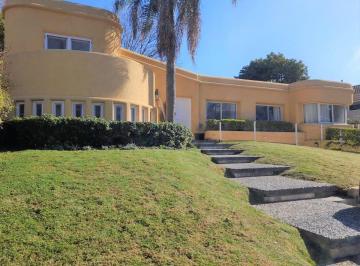 Casa · 328m² · 6 Ambientes · 3 Cocheras · Venta Casa Pilar Country Champagnat, Única