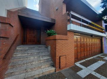 Casa · 285m² · 5 Ambientes · 2 Cocheras · Casa Calle 11 N°938, General Pico - La Pampa