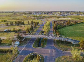 Terreno · 800m² · Terreno en Venta en Los Pasos del Jockey D12 Fisherton, Rosario